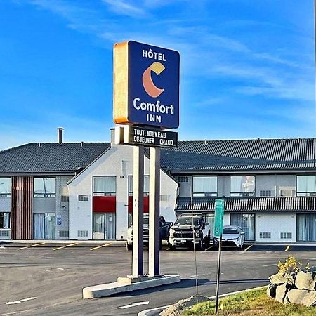 Comfort Inn Rouyn Bagian luar foto