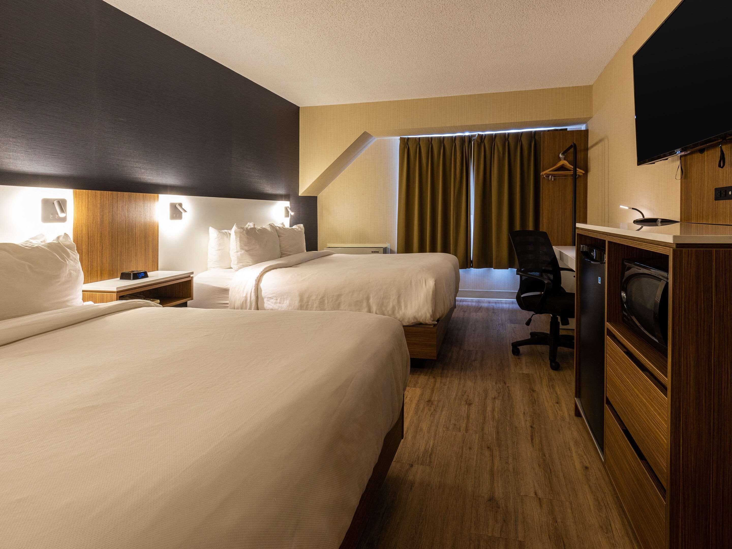 Comfort Inn Rouyn Bagian luar foto