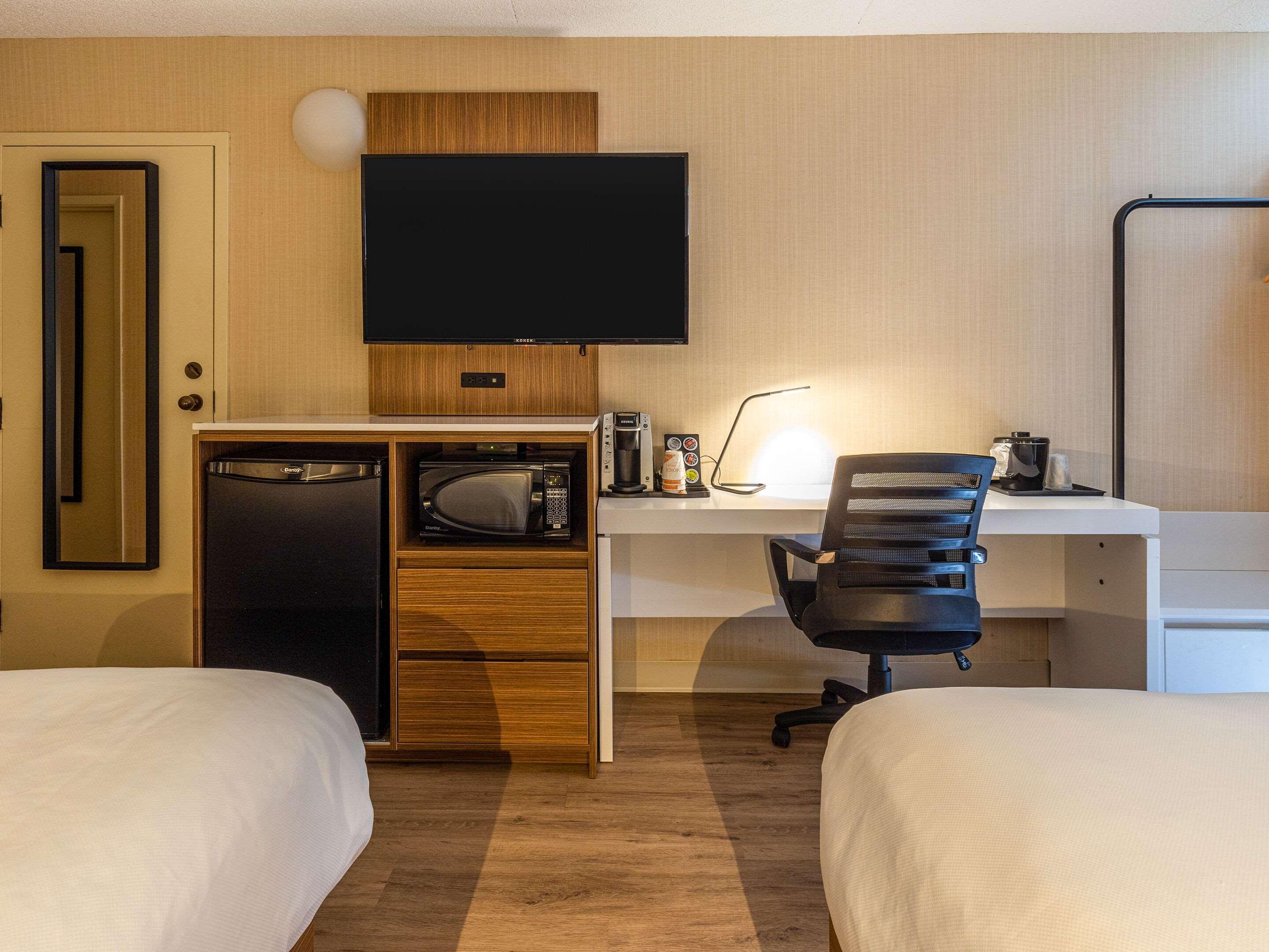 Comfort Inn Rouyn Bagian luar foto