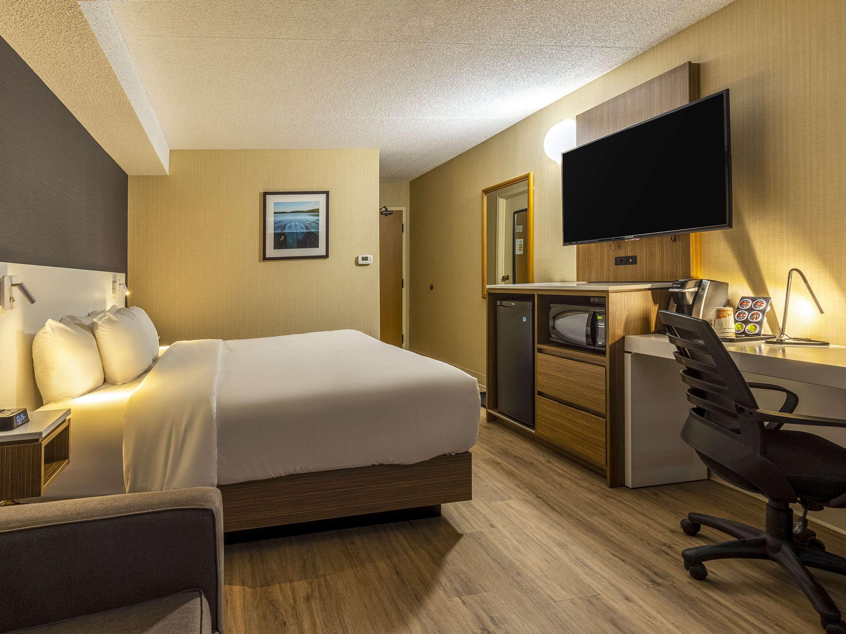 Comfort Inn Rouyn Bagian luar foto