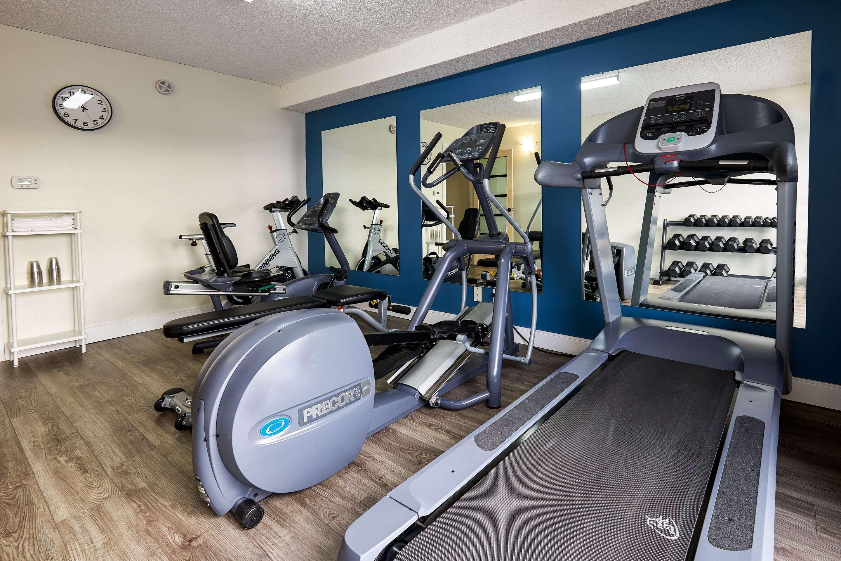 Comfort Inn Rouyn Bagian luar foto