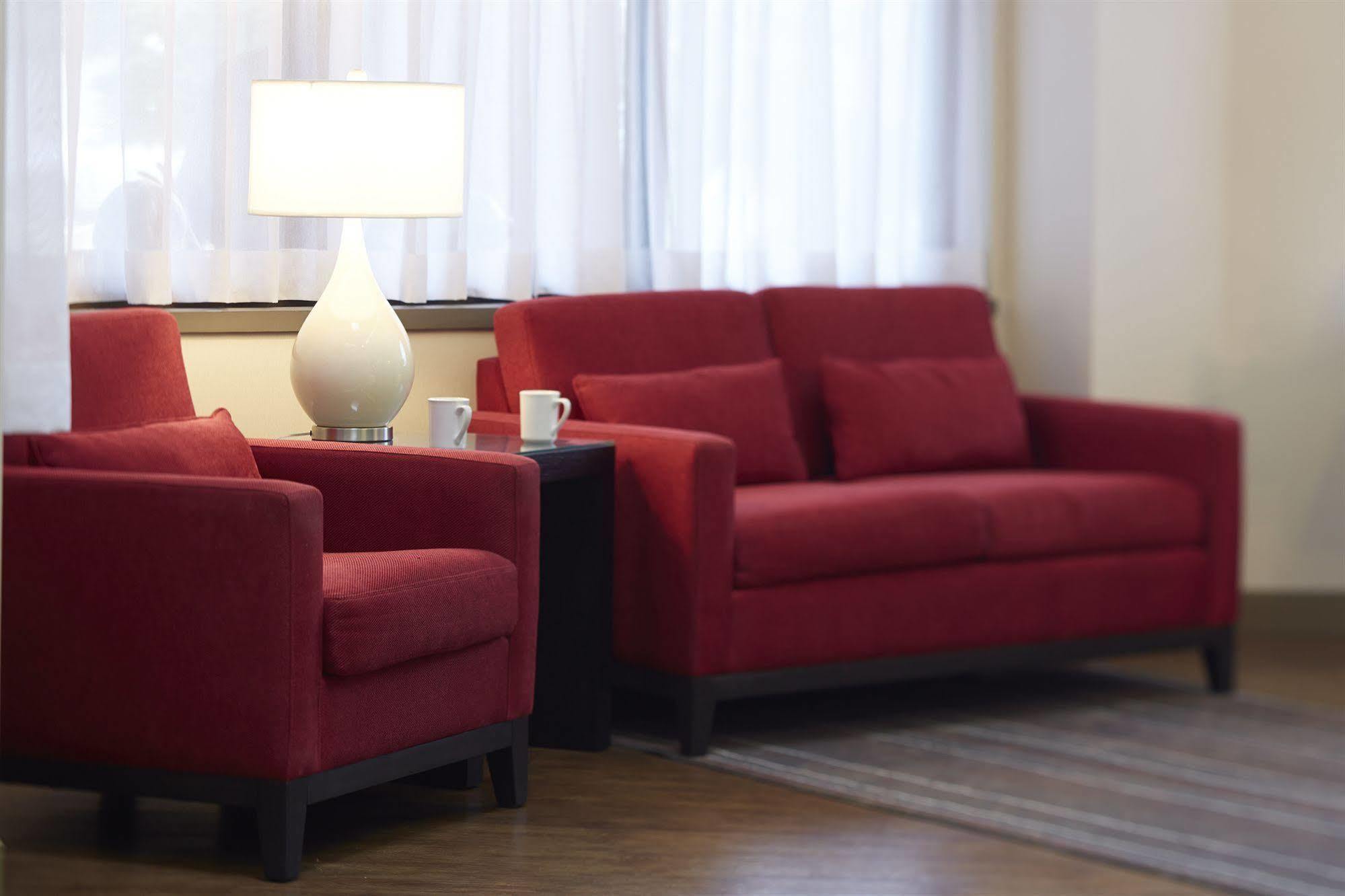 Comfort Inn Rouyn Bagian luar foto