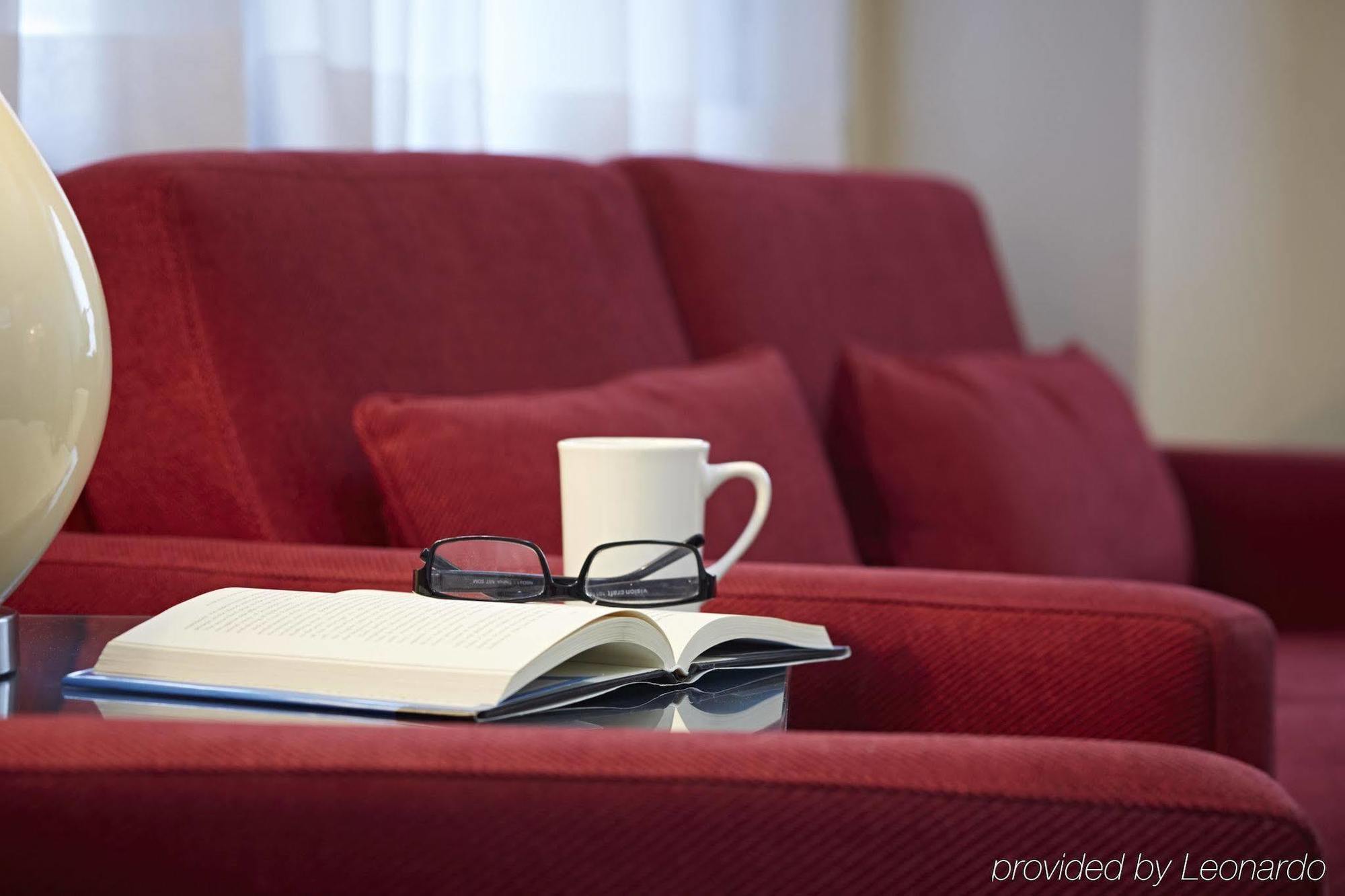 Comfort Inn Rouyn Bagian luar foto